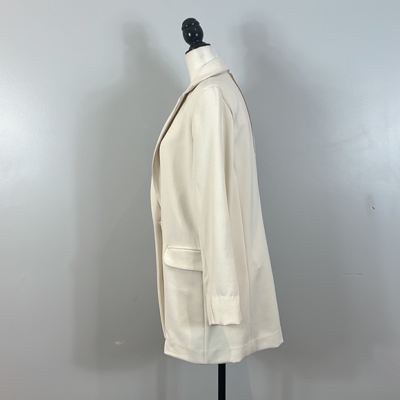 Silvia Tcherassi Pearl Single Breasted Blazer with Sequin Stripe to Centre Back - Picture 4 of 17